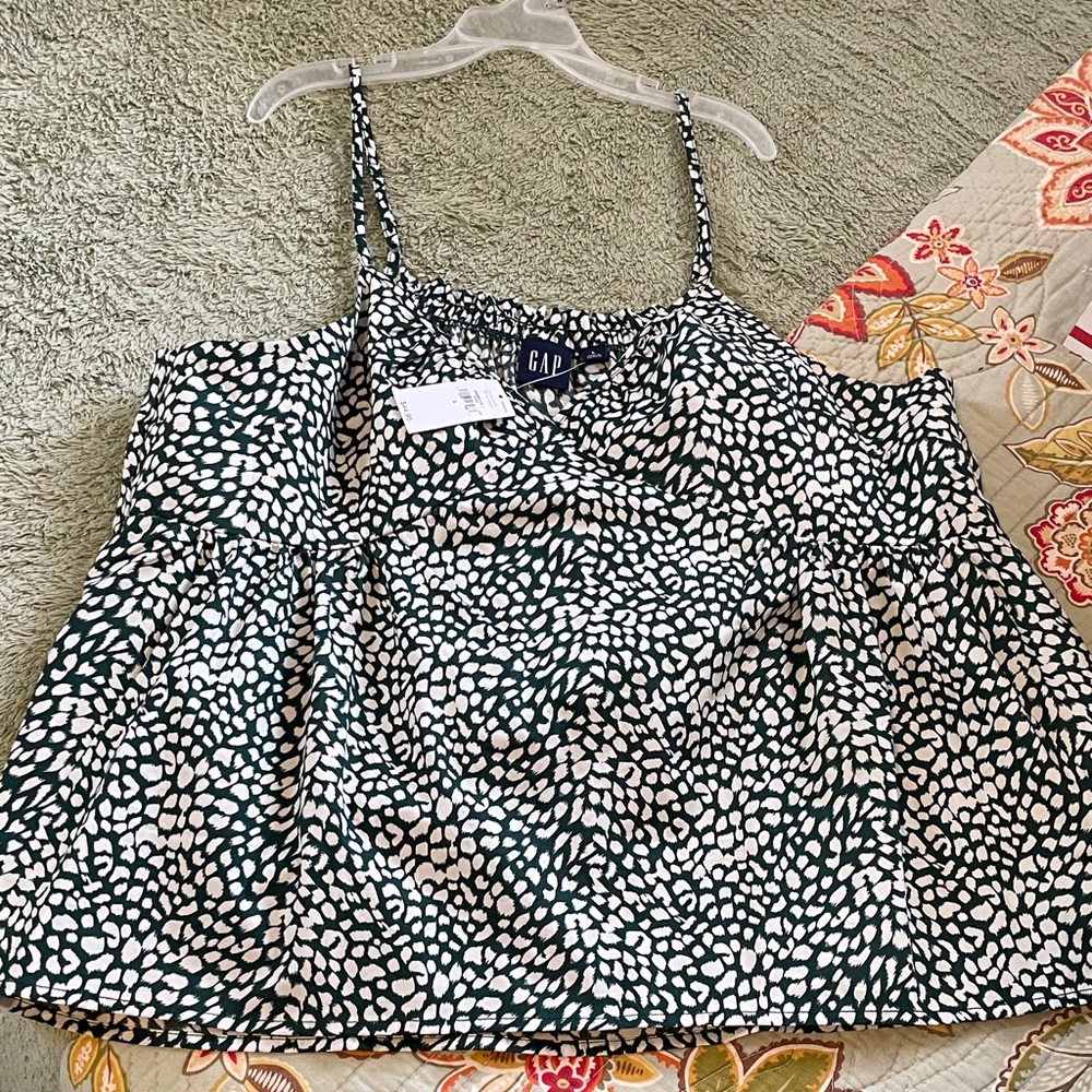 GAP Women's Green and White Patterned Camisole